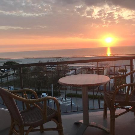 Hotel Moderno - Bed & Breakfast Cervia Bagian luar foto